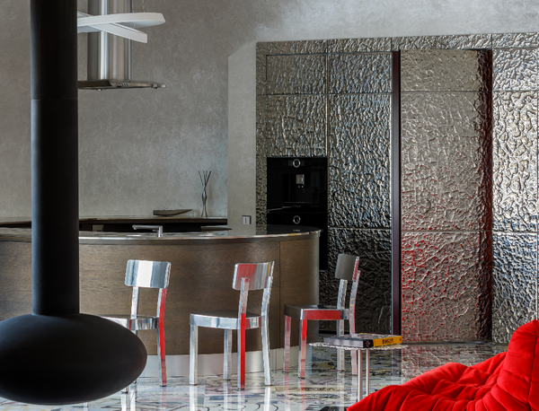 Baan Bubble House. Interior