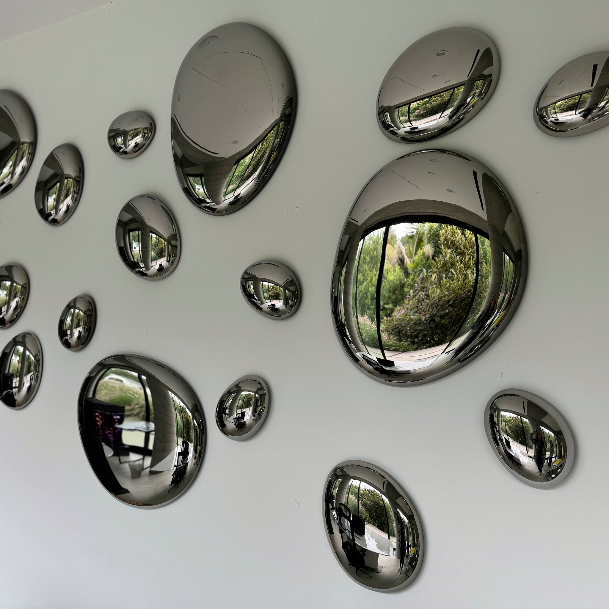 3D Drops Decor: Contemporary High-end Wall Accents | PlusObject
