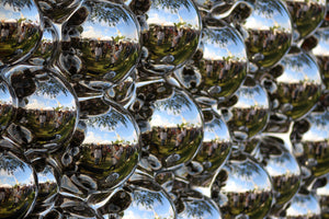 Clouse-up of Bubbles Sculpture displayed at an exhibition in Beverly Hills