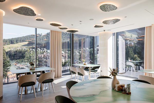 Tavel Hotel